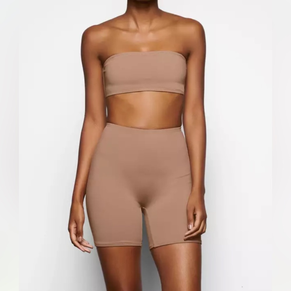 SKIMS NWT Shaping Swim Shorts sz XSmall Color Sienna
